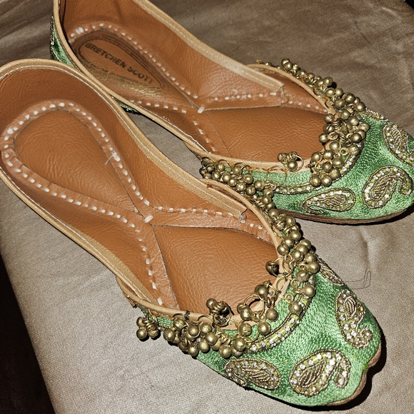 Gretchen Scott Jingle Jangle Shoes Women's 37, or 6.5. Good for costumes. - Picture 5 of 12